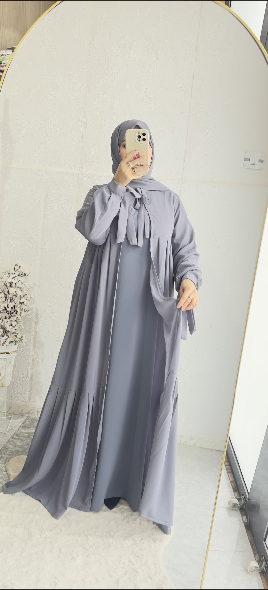 طقم عباية فخم بثلاث قطع – أناقة راقية في كل لون